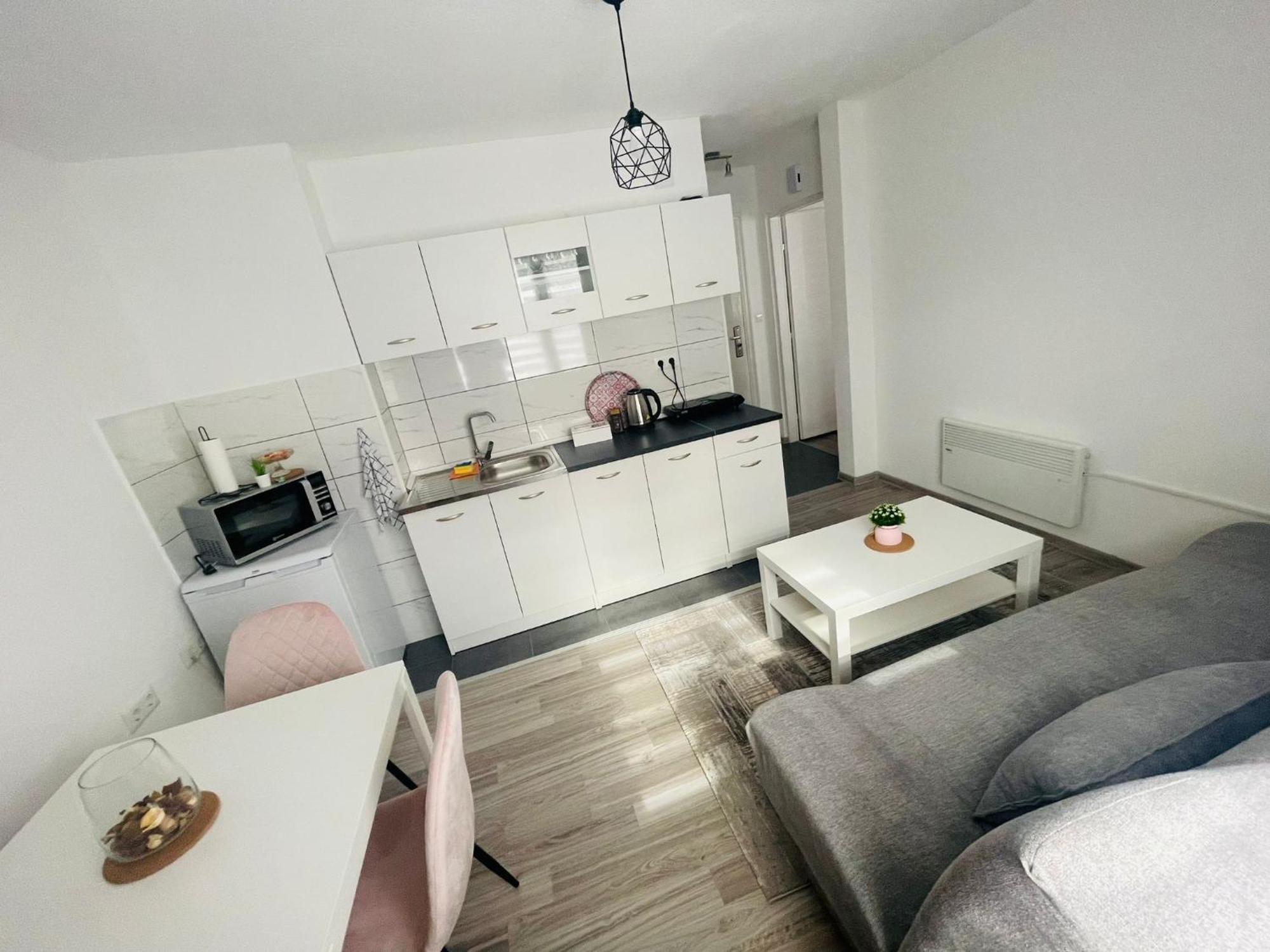 Apartment Zara Bihac Exterior photo